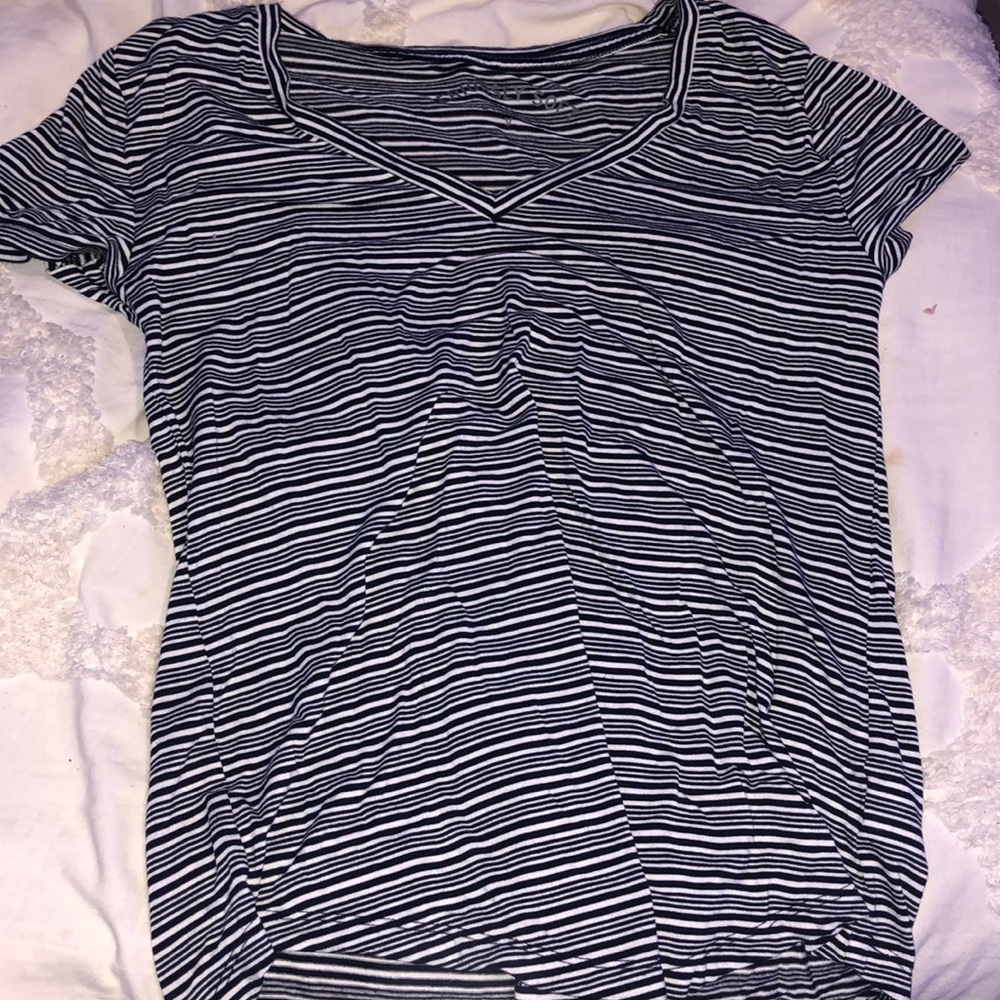 Strip v neck